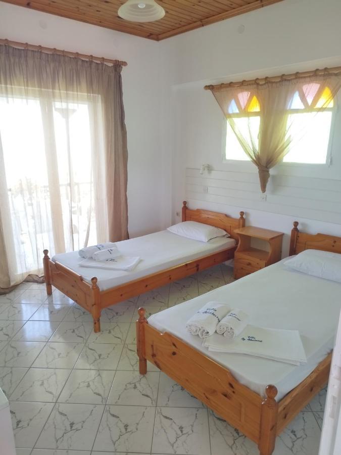 Villa Agia Aikaterini Amoudi Buitenkant foto