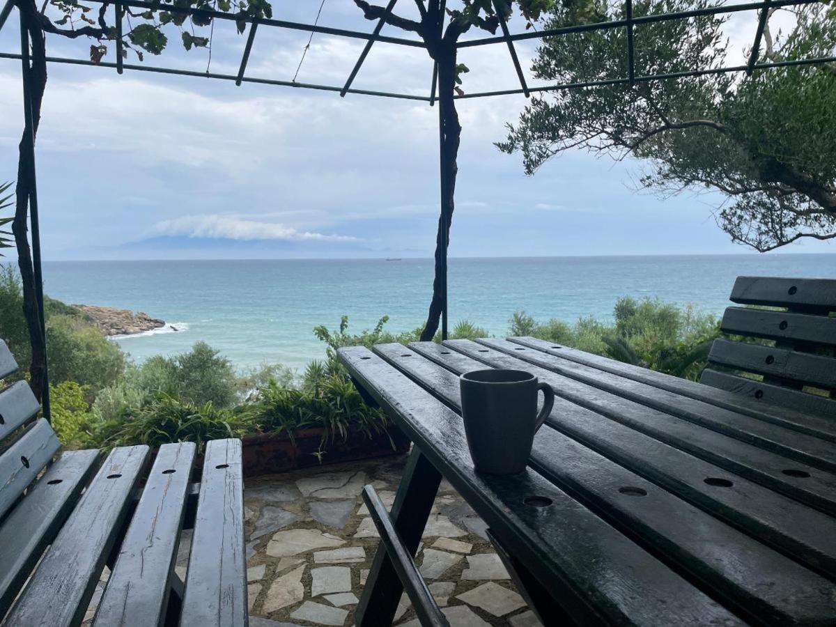 Villa Agia Aikaterini Amoudi Buitenkant foto