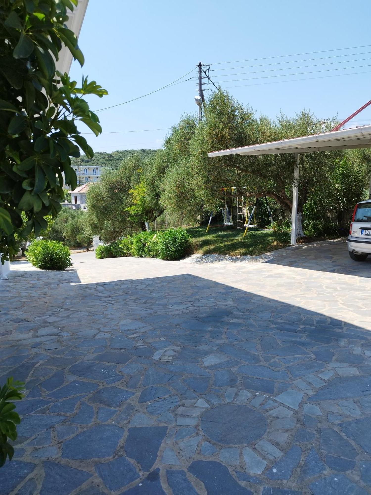 Villa Agia Aikaterini Amoudi Buitenkant foto