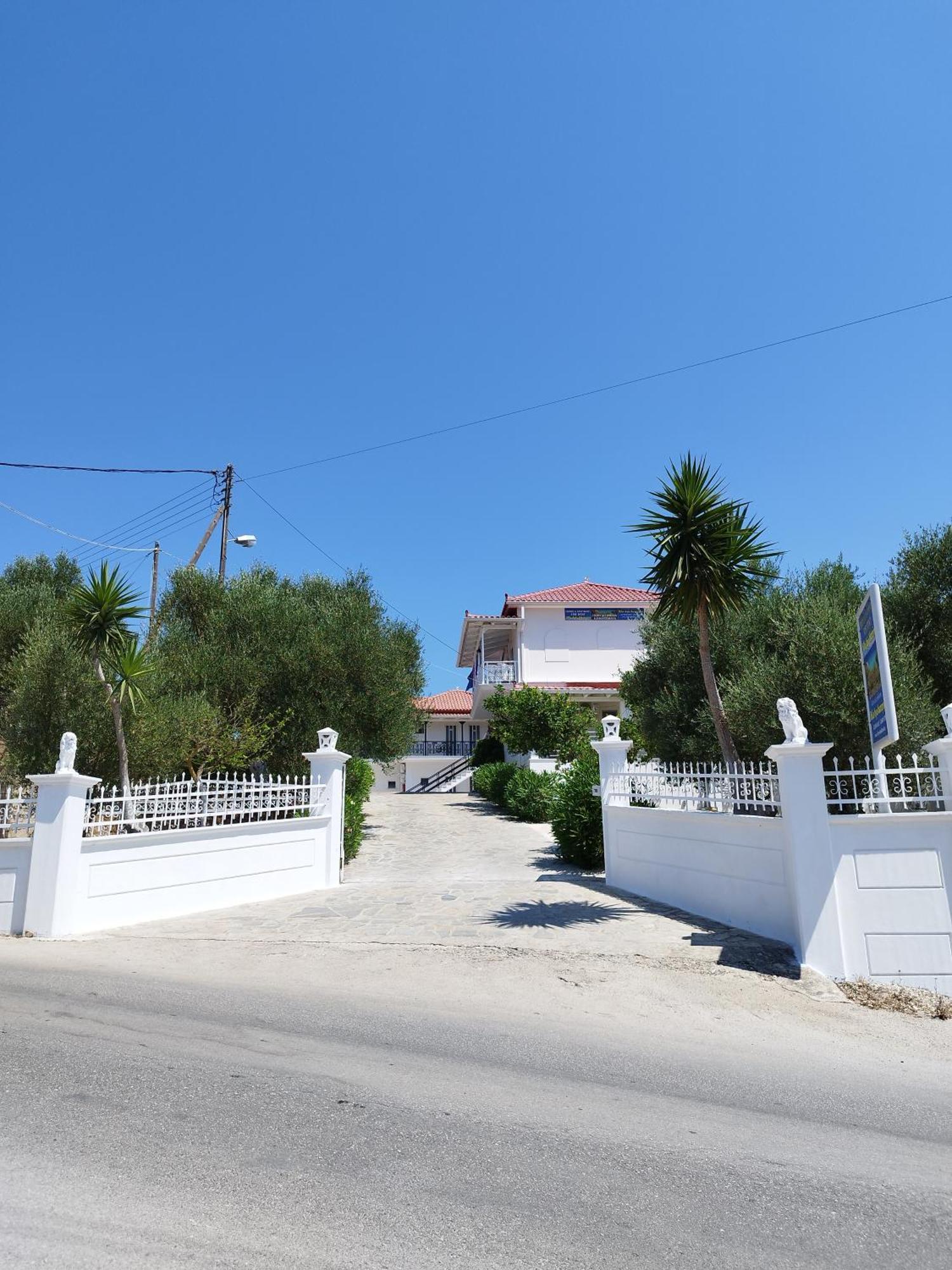 Villa Agia Aikaterini Amoudi Buitenkant foto