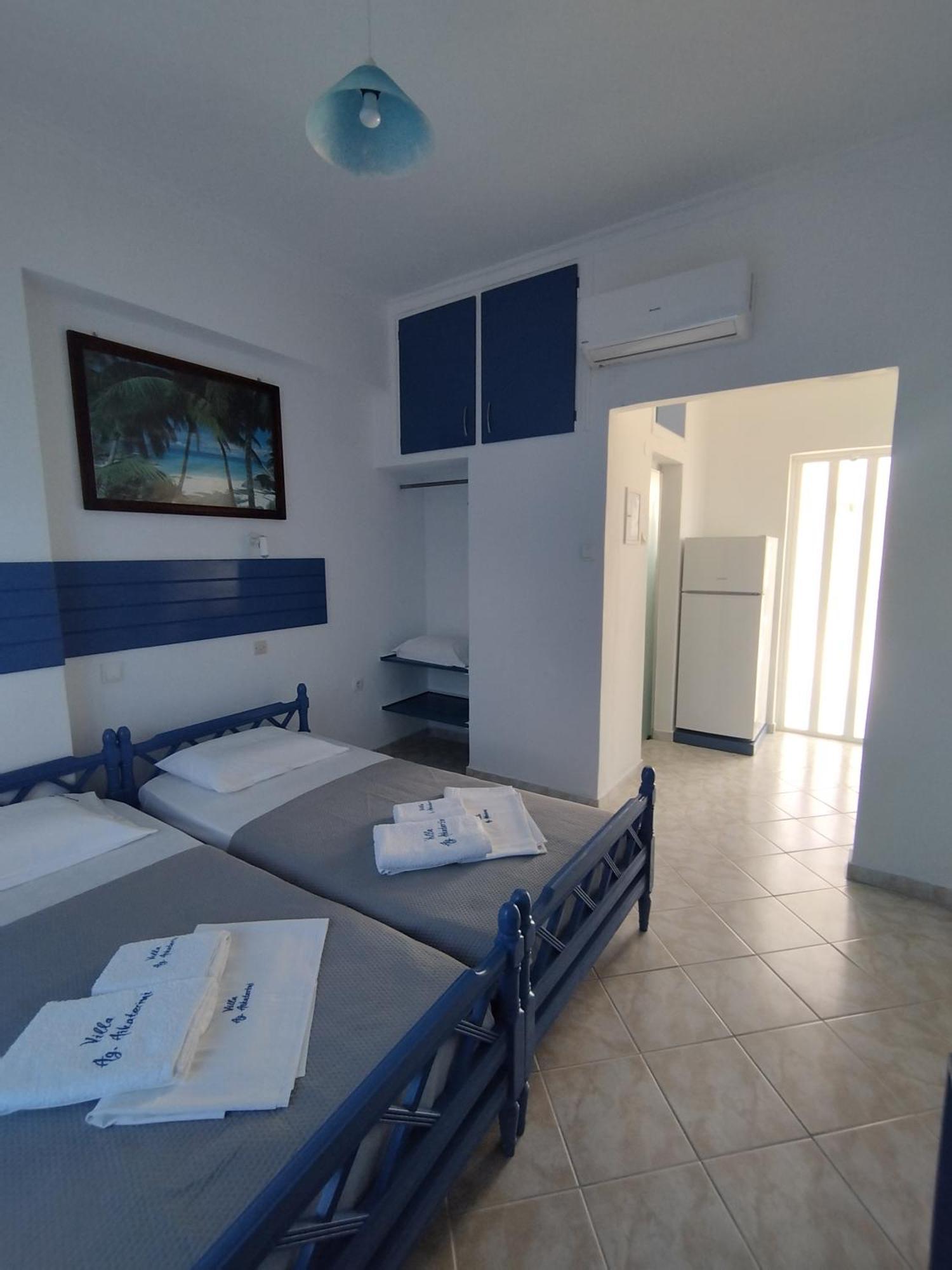 Villa Agia Aikaterini Amoudi Buitenkant foto