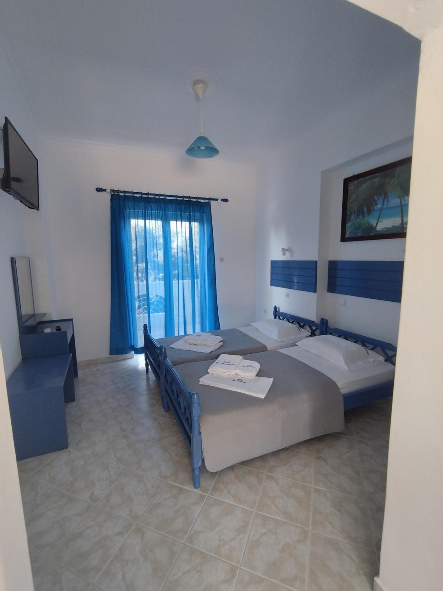 Villa Agia Aikaterini Amoudi Buitenkant foto